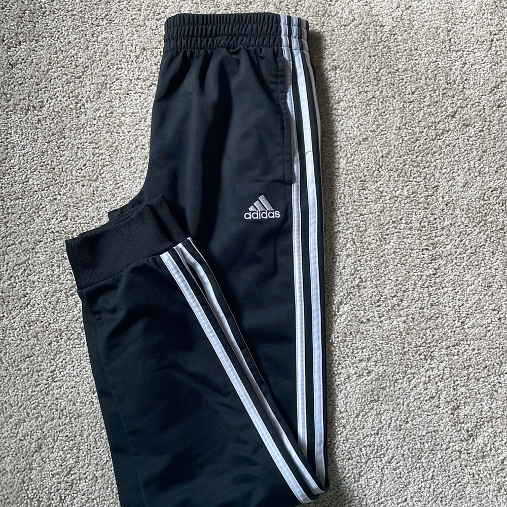 Unisex kids adidas joggers